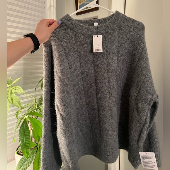 Gray Topshop Sweater - Picture 8 of 9